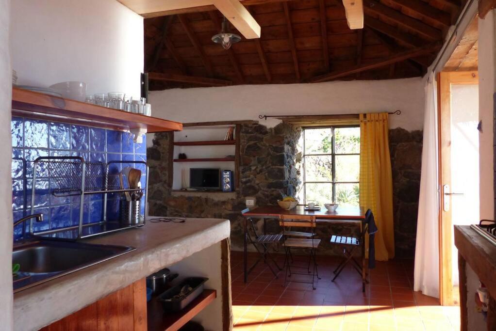 Villa Casita En El Campo Con Vista Al Oceano Tijarafe Esterno foto