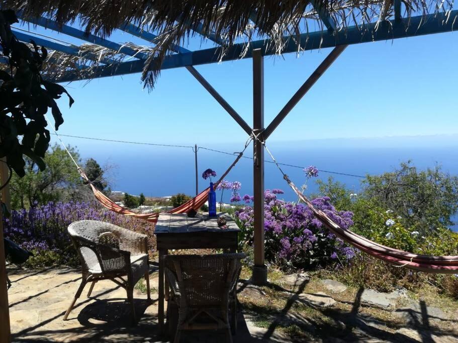 Villa Casita En El Campo Con Vista Al Oceano Tijarafe Esterno foto